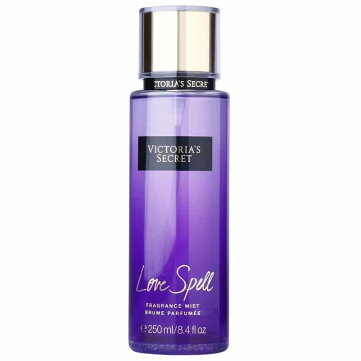 Victorias Secret Love Spell Fragrance Mist 250ml i gruppen HELSE OG SKJØNNHET / Hudpleie / Kroppspleie / Bodymist hos TP E-commerce Nordic AB (38-67826)