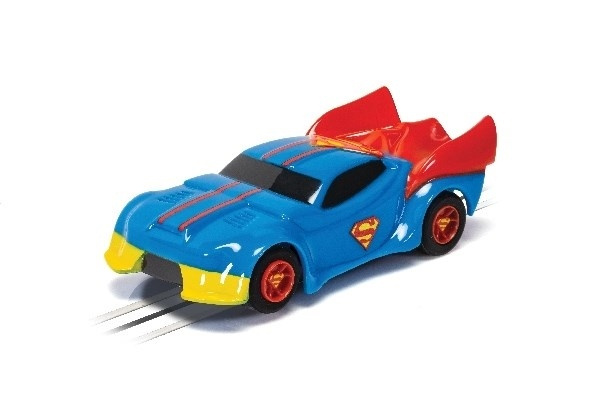 Micro Scalextric - Justice League Superman Car i gruppen LEKER, BARN OG BABY / Radiostyrt / Bilbaner / Biler hos TP E-commerce Nordic AB (38-95508)