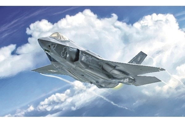 Italeri 1:72 F-35A F-35 A LIGHTNING II CTOL vers. 5 decals i gruppen SPORT, FRITID & HOBBY / Hobby / Plastmodeller / Fly & Helikoptre hos TP E-commerce Nordic AB (A07185)