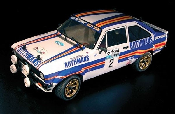 Italeri 1:24 Ford Escort RS1800 MK. II Lombard RAC Rally i gruppen SPORT, FRITID & HOBBY / Hobby / Plastmodeller / Biler hos TP E-commerce Nordic AB (A07212)