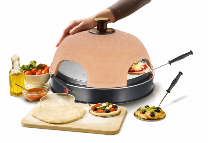 Emerio Pizza Oven PO-115985 i gruppen HJEM, HUS OG HAGE / Husholdningsapparater / Brødristere og toastjern / Bordgriller & Raclette hos TP E-commerce Nordic AB (A23178)