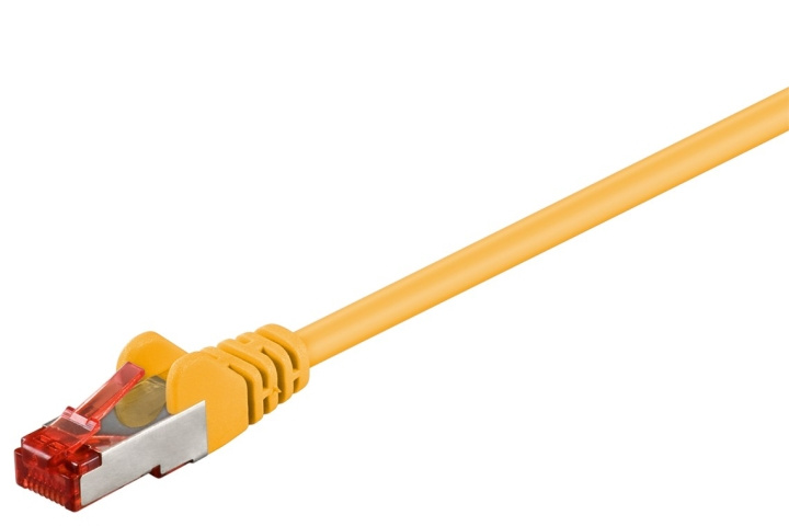 Goobay Patchkabel CAT 6, S/FTP (PiMF), gul, 15 m kopparledare (CU), halogenfri kabelhölje (LSZH) i gruppen Datautstyr / Kabler og adaptere / Nettverk / Cat6 hos TP E-commerce Nordic AB (C39248)