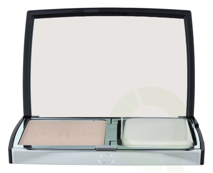 Christian Dior Dior Forever Natural Velvet Compact Foundation 10 gr 1N Neutral i gruppen HELSE OG SKJØNNHET / Makeup / Makeup ansikt / Foundation hos TP E-commerce Nordic AB (C41324)