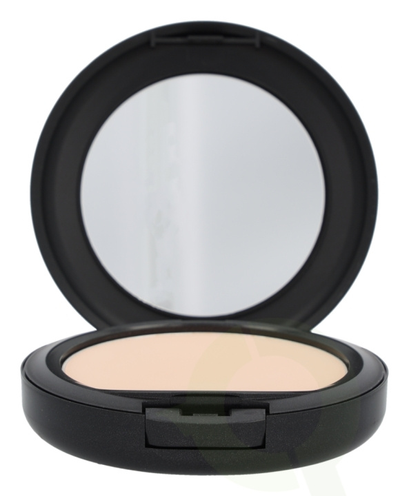 MAC Studio Fix Powder Plus Foundation 15 gr NC15 i gruppen HELSE OG SKJØNNHET / Makeup / Makeup ansikt / Foundation hos TP E-commerce Nordic AB (C41663)