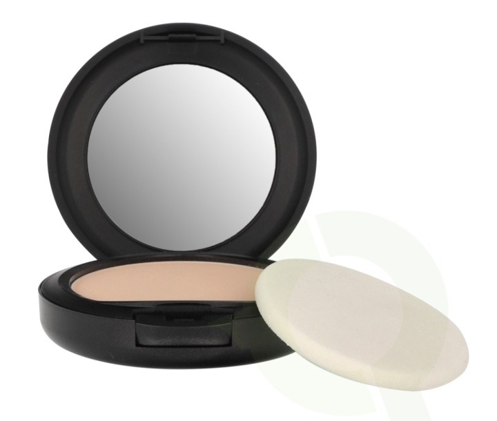 MAC Studio Fix Powder Plus Foundation 15 gr NW13 i gruppen HELSE OG SKJØNNHET / Makeup / Makeup ansikt / Foundation hos TP E-commerce Nordic AB (C41679)