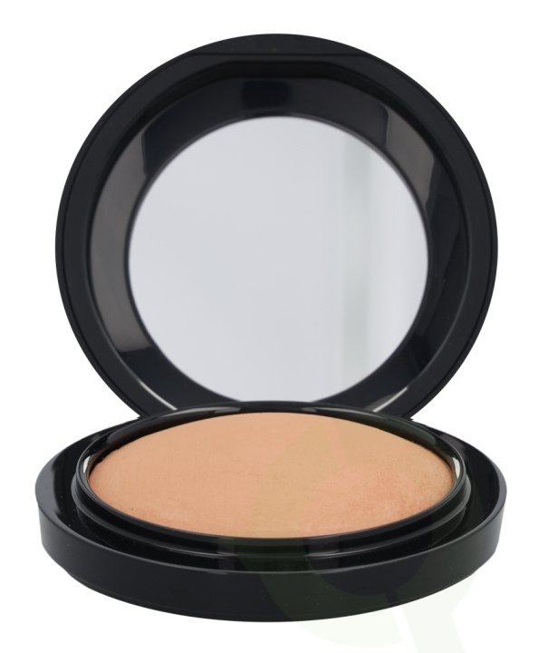 MAC Mineralize Skinfinish Natural 10 gr Medium Deep i gruppen HELSE OG SKJØNNHET / Makeup / Makeup ansikt / Pudder hos TP E-commerce Nordic AB (C53680)