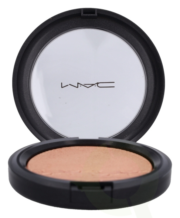 MAC Extra Dimension Skinfinish 9 g Oh, Darling! i gruppen HELSE OG SKJØNNHET / Makeup / Makeup ansikt / Contour/Highlight hos TP E-commerce Nordic AB (C53911)