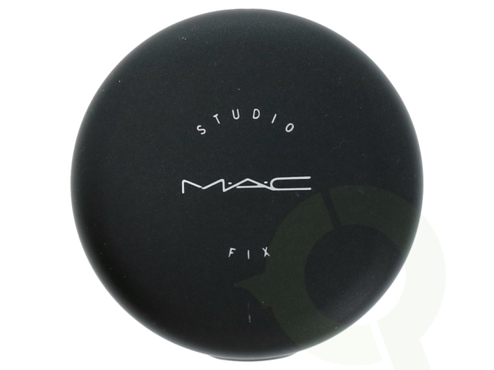 MAC Studio Fix Powder Plus Foundation 15 g NC44.5 i gruppen HELSE OG SKJØNNHET / Makeup / Makeup ansikt / Foundation hos TP E-commerce Nordic AB (C53915)