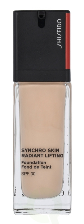 Shiseido Synchro Skin Radiant Lifting Foundation SPF30 30 ml #120 Ivory i gruppen HELSE OG SKJØNNHET / Makeup / Makeup ansikt / Foundation hos TP E-commerce Nordic AB (C56069)