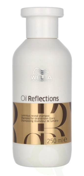 Wella Oil Reflections - Shampoo 250 ml i gruppen HELSE OG SKJØNNHET / Hår & styling / Hårpleie / Sjampo hos TP E-commerce Nordic AB (C56855)