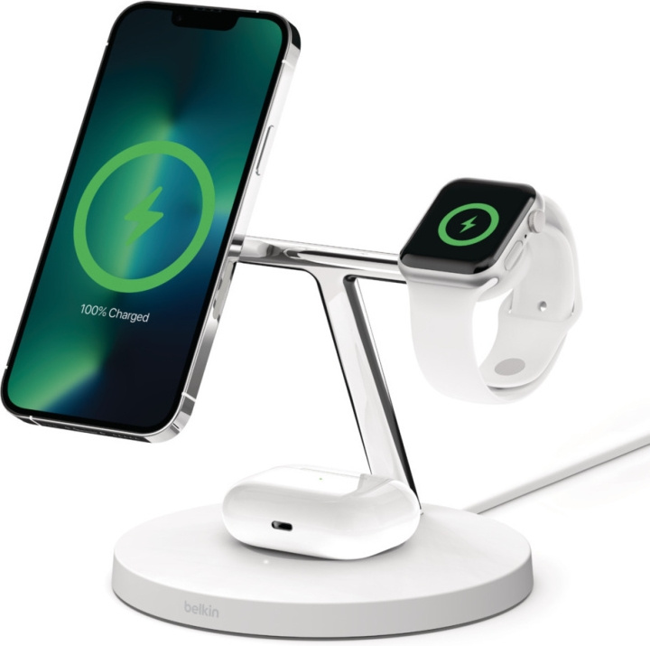 Belkin BoostCharge Pro 3-i-1 trådlös laddningsstation med MagSafe, vit i gruppen SMARTTELEFON & NETTBRETT / Ladere og Kabler / Trådløs lader QI hos TP E-commerce Nordic AB (C57794)