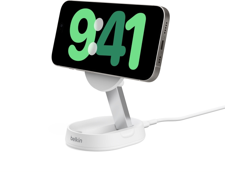 Belkin BoostCharge Pro hopfällbar Qi2 laddningsplatta, vit i gruppen SMARTTELEFON & NETTBRETT / Ladere og Kabler / Trådløs lader QI hos TP E-commerce Nordic AB (C58921)