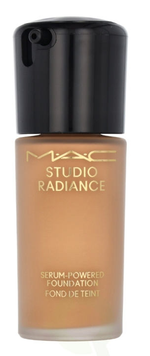 MAC Studio Radiance Serum-Powered Foundation 30 ml #NC25 i gruppen HELSE OG SKJØNNHET / Makeup / Makeup ansikt / Foundation hos TP E-commerce Nordic AB (C63972)