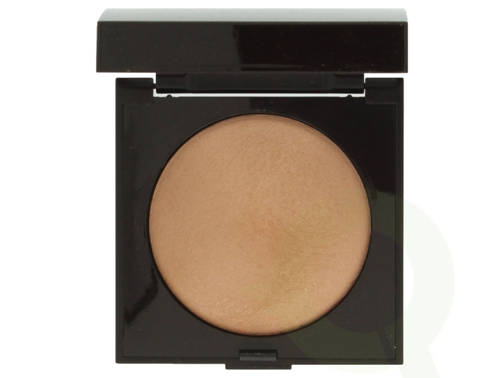 Laura Mercier Matte Radiance Baked Powder 7.5 g Bronze 02 i gruppen HELSE OG SKJØNNHET / Makeup / Makeup ansikt / Pudder hos TP E-commerce Nordic AB (C64797)