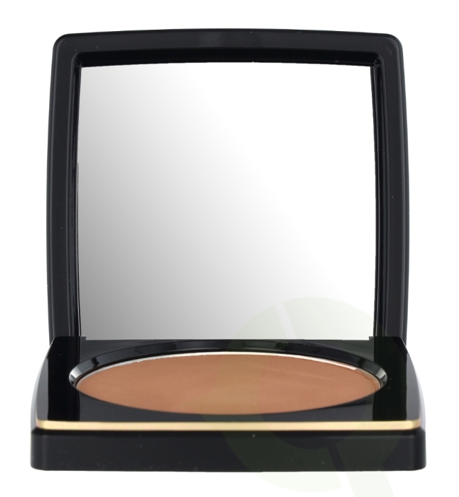 Bobbi Brown Bronzing Powder 10 g Light i gruppen HELSE OG SKJØNNHET / Makeup / Makeup ansikt / Pudder hos TP E-commerce Nordic AB (C65555)