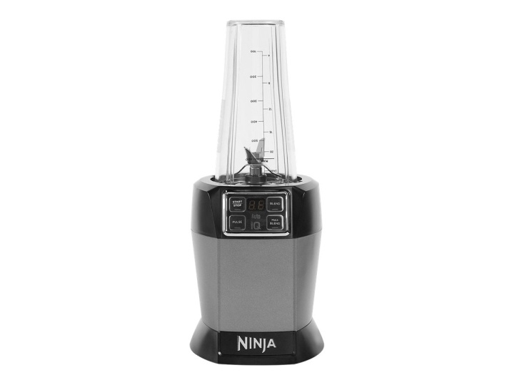 Ninja BN495EU Blender 2 Auto-iQ har svart/silver i gruppen HJEM, HUS OG HAGE / Husholdningsapparater / Matprosessorer og kjøkkenassistenter / Miksere og blendere hos TP E-commerce Nordic AB (C75766)