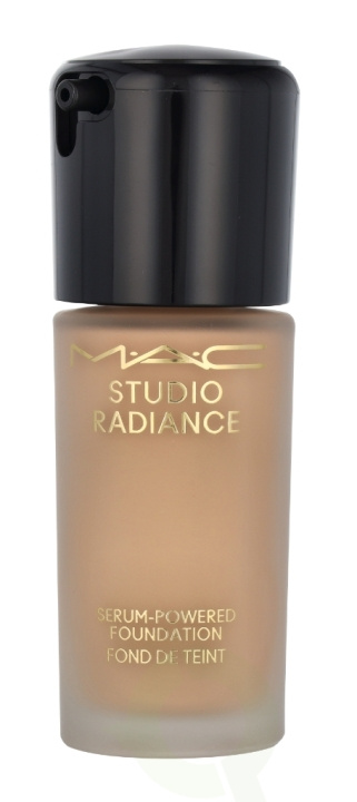 MAC Studio Radiance Serum-Powered Foundation 30 ml NC14.5 i gruppen HELSE OG SKJØNNHET / Makeup / Makeup ansikt / Foundation hos TP E-commerce Nordic AB (C75949)