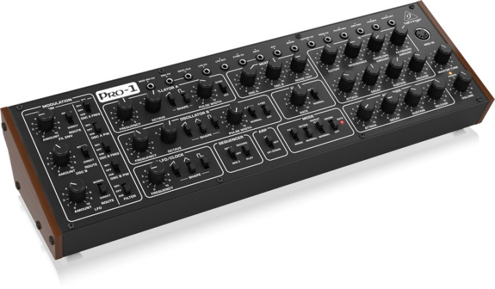 BEHRINGER Pro-1 monofonisk analog synthesizer i gruppen SPORT, FRITID & HOBBY / Hobby / Musikk / Tilbehør til musikkinstrumenter hos TP E-commerce Nordic AB (C78140)