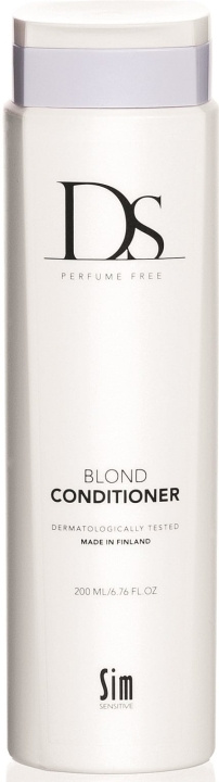 DS Sim Sensitive Blonde Conditioner 200 ml i gruppen HELSE OG SKJØNNHET / Hår & styling / Hårpleie / Balsam hos TP E-commerce Nordic AB (C88743)