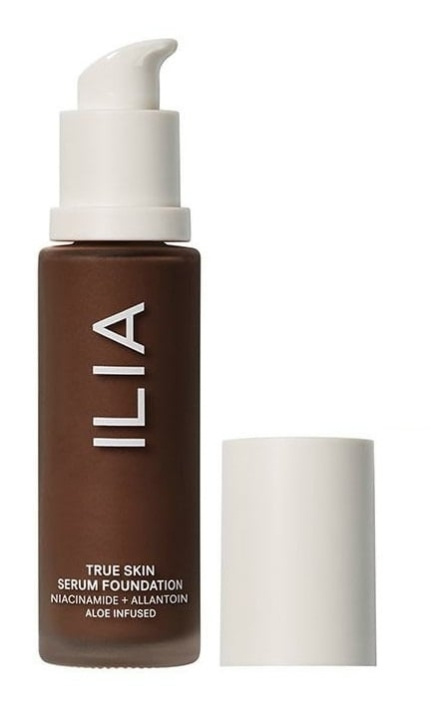 ILIA True Skin Serum Foundation Grenada SF15 30 ml i gruppen HELSE OG SKJØNNHET / Makeup / Makeup ansikt / Foundation hos TP E-commerce Nordic AB (C89649)