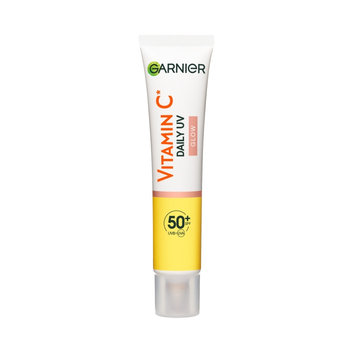 Garnier SkinActive Vitamin C Sheer Glow UV Fluid for matt hud - 40 ml i gruppen HELSE OG SKJØNNHET / Hudpleie / Kroppspleie / Kroppsolje hos TP E-commerce Nordic AB (C89943)