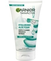 Garnier Skin Active Aloe Hyaluronic Cleansing Foam 150 ml i gruppen HELSE OG SKJØNNHET / Hudpleie / Ansikt / Rengjøring hos TP E-commerce Nordic AB (C89964)