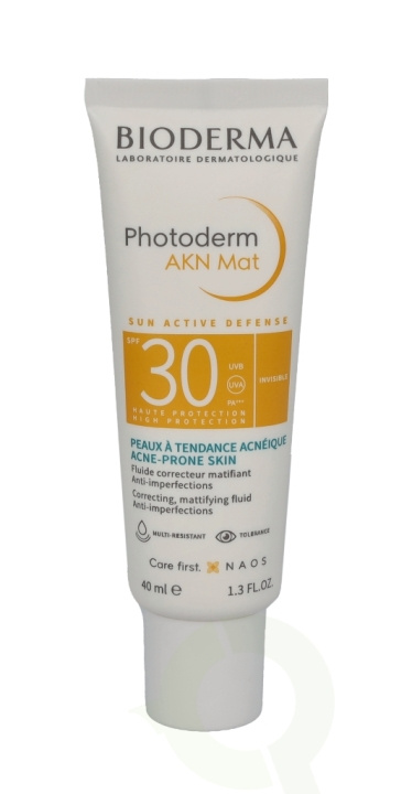 Bioderma Photoderm Akn Mat Fluide SPF30 40 ml i gruppen HELSE OG SKJØNNHET / Hudpleie / Soling / Solkrem hos TP E-commerce Nordic AB (C92284)