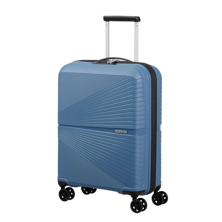 American Tourister Koffert Airconic Spinner 55/20 Coronet Blue i gruppen SPORT, FRITID & HOBBY / Reise / Kofferter hos TP E-commerce Nordic AB (C92317)