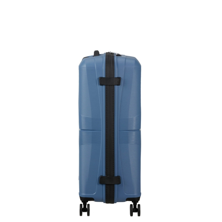 American Tourister Koffert Airconic Spinner 67/26 Coronet Blue i gruppen SPORT, FRITID & HOBBY / Reise / Kofferter hos TP E-commerce Nordic AB (C92318)