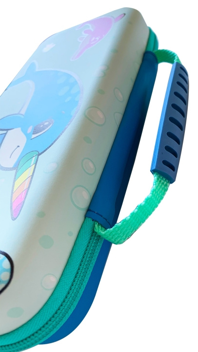 iMP TECH Narhval-etui Aqua / Blue Switch Lite-etui i gruppen Elektronikk / TV-spill & tilbehør / Nintendo Switch Lite hos TP E-commerce Nordic AB (C92450)