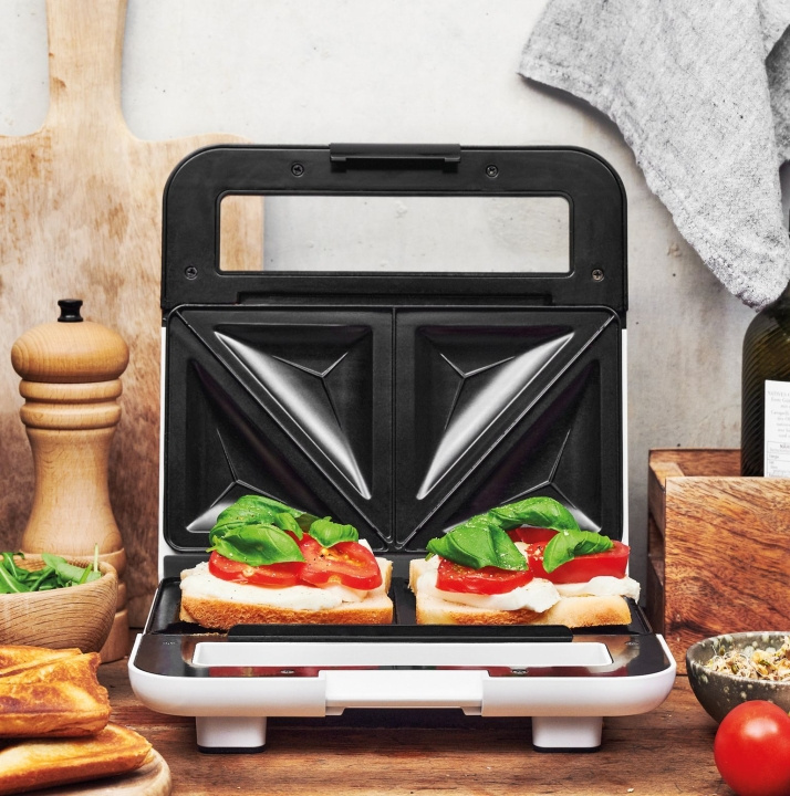 Gastroback Design Sandwichmaker (12-42443) i gruppen HJEM, HUS OG HAGE / Husholdningsapparater / Brødristere og toastjern / Bordgriller & Raclette hos TP E-commerce Nordic AB (C93904)