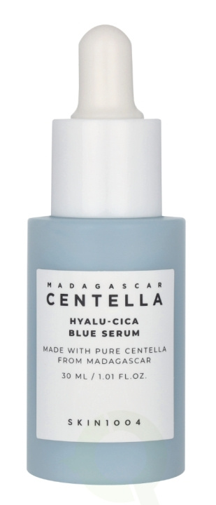 SKIN1004 Madagascar Centella Hyalu-Cica Blue Serum 30 ml i gruppen HELSE OG SKJØNNHET / Hudpleie / Ansikt / Hudserum hos TP E-commerce Nordic AB (C95610)