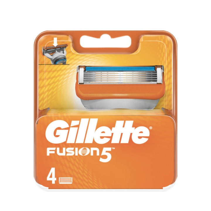 Gillette Fusion manuelle barberblader 4-pakning i gruppen HELSE OG SKJØNNHET / Hår & styling / Barbering og trimming / Barberhøvler og tilbehør hos TP E-commerce Nordic AB (C98208)