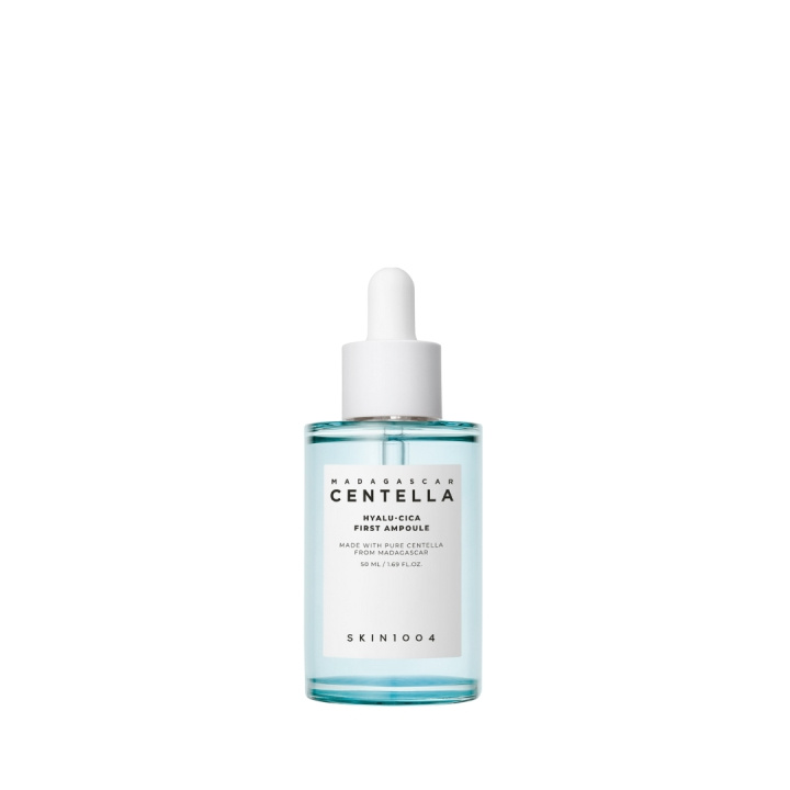 SKIN1004 Madagaskar Centella Hyalu-Cica First Ampoule 50 ml i gruppen HELSE OG SKJØNNHET / Hudpleie / Ansikt / Hudserum hos TP E-commerce Nordic AB (D00479)