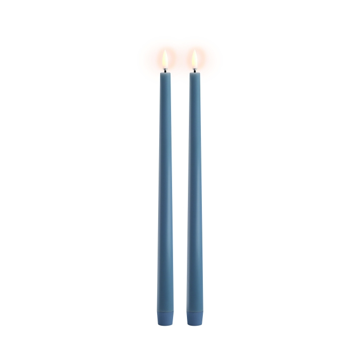 Uyuni LED sim taper candle 2-pk - Hazy blue, Smooth - 2,3x32 cm (UL-TA-HB02332-2) i gruppen Elektronikk / Lys / Annen belysning hos TP E-commerce Nordic AB (D00994)