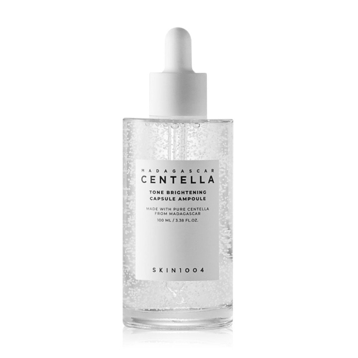 SKIN1004 Madagaskar Centella Tone Brightening Capsule Ampoule 100 ml i gruppen HELSE OG SKJØNNHET / Hudpleie / Ansikt / Hudserum hos TP E-commerce Nordic AB (D02488)