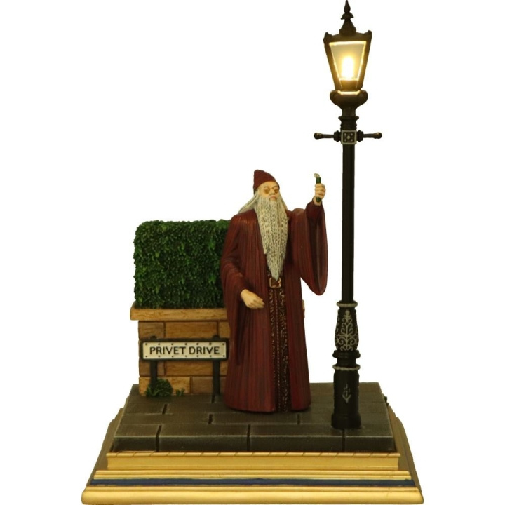 Nemesis Now Harry Potter Privet Drive lysende figur i gruppen SPORT, FRITID & HOBBY / Morsomme produkter / Samlerobjekter hos TP E-commerce Nordic AB (D06625)