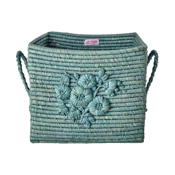 RICE Raffia firkantet kurv med blomsterbroderi - Dove Blue i gruppen LEKER, BARN OG BABY / Barnerom / Lagring hos TP E-commerce Nordic AB (D06739)