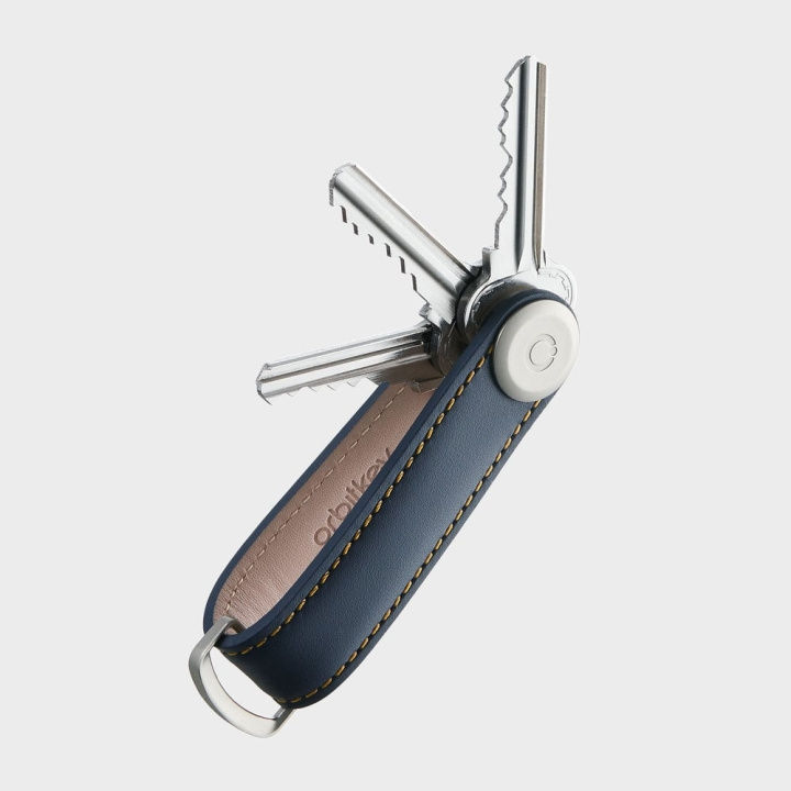 Orbitkey Nøkkelholder i skinn - Navy/Tan i gruppen SPORT, FRITID & HOBBY / Morsomme produkter / Smarte produkter hos TP E-commerce Nordic AB (D06799)