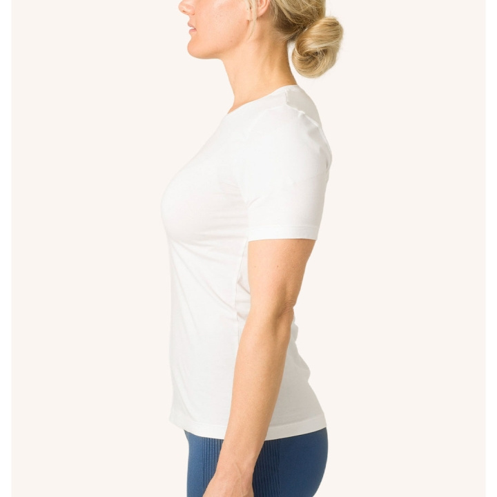 SWEDISH POSTURE Alignment T-Shirt Cotton S Women White i gruppen SPORT, FRITID & HOBBY / Tilbehør / T-shirts hos TP E-commerce Nordic AB (D11350)