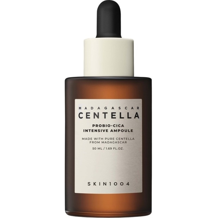 SKIN1004 Madagaskar Centella Probio-Cica Intensive Ampoule 30 ml i gruppen HELSE OG SKJØNNHET / Hudpleie / Ansikt / Hudserum hos TP E-commerce Nordic AB (D11598)